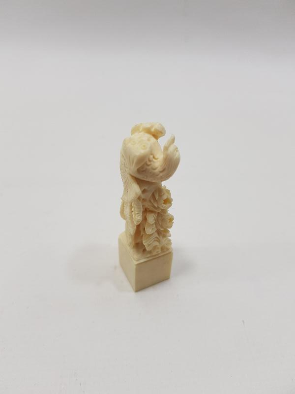 ANTİKA FİL DİŞİ MASA ÜSTÜ OBJESİ 