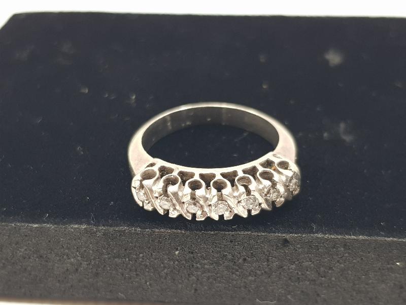 ANTİKA YEDİTAŞ PIRLANTA YÜZÜK 