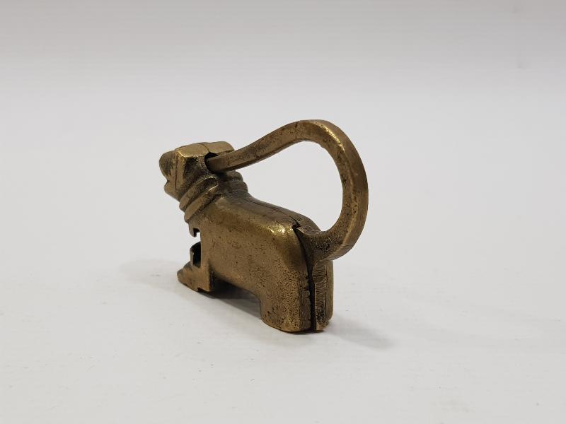 KÖPEK FORMLU ÇOK NADİR ANTİKA KİLİT