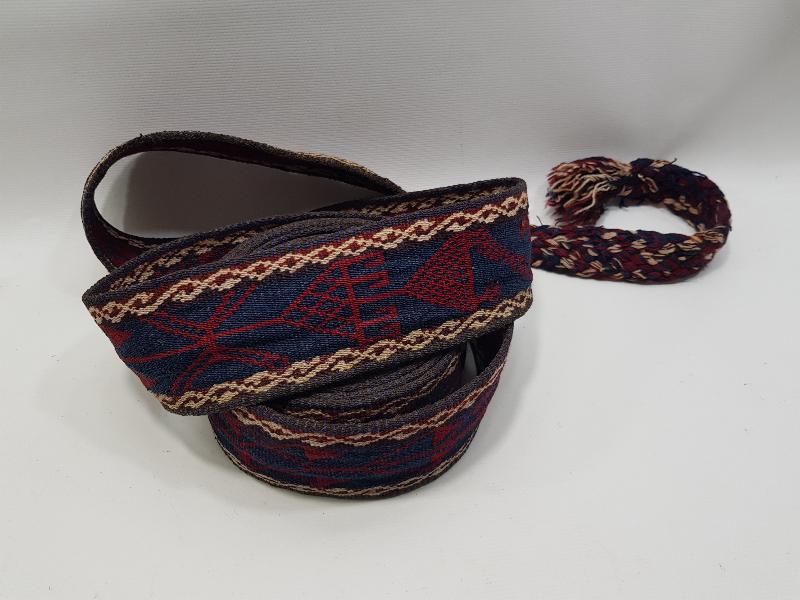 OSMANLI DÖNEMİ BERGAMA KOZAK YÖRESİ EL ÖRME KOLAN