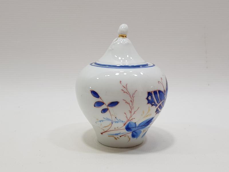 OSMANLI DÖNEMİ NADİR FORMDA PORSELEN HOKKA