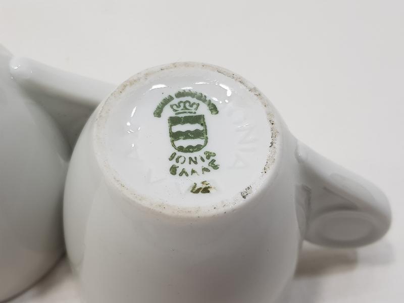 ESKİ YUNAN YAPIMI BİR ÇİFT KAHVE FİNCANI