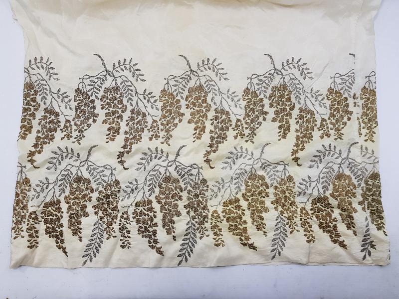 OSMANLI DÖNEMİ ALTIN VE GÜMÜŞ SIRMA İŞÇİLİKLİ İPEK YASTIK YÜZÜ