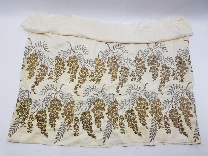 OSMANLI DÖNEMİ ALTIN VE GÜMÜŞ SIRMA İŞÇİLİKLİ İPEK YASTIK YÜZÜ