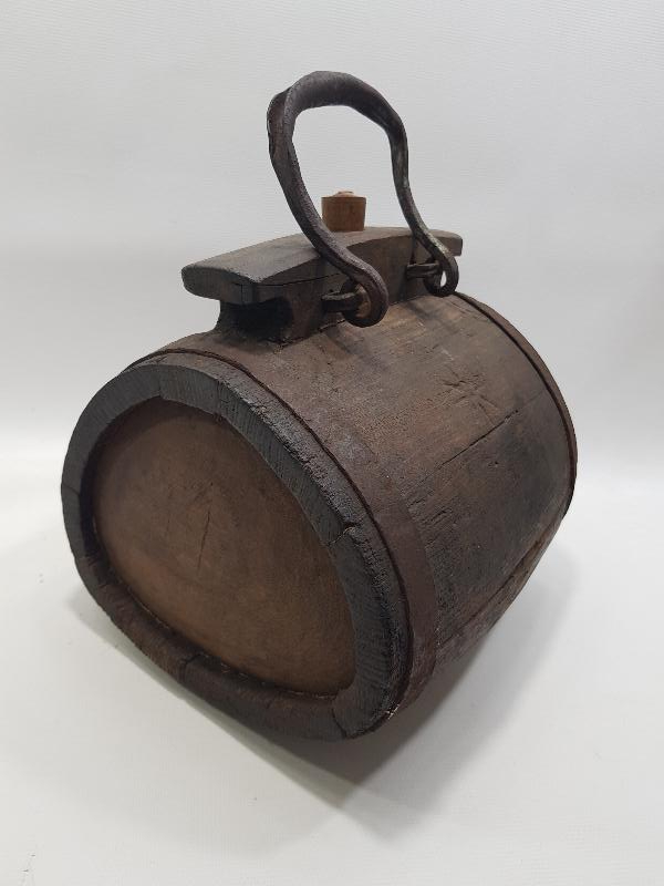 OSMANLI DÖNEMİ GEMİ TOPLARI İÇİN ÜZERİ AY YILDIZLI NADİR BARUT FIÇISI