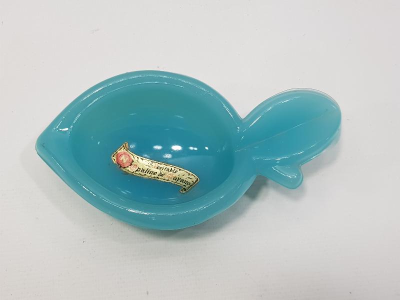 YAPRAK FORMLU MAVİ OPAL ÇEREZLİK