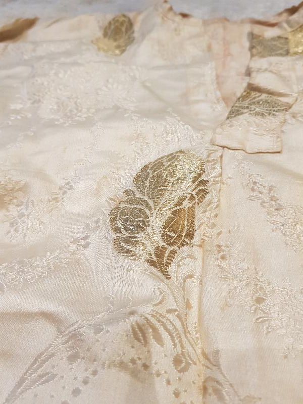 OSMANLI DÖNEMİ ALTIN SIRMA İŞLEMELİ İPEK ELMASİYE ELBİSE