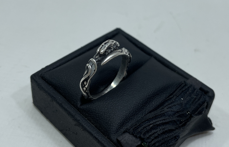 EJDERHA FORMUNDA ANTİKA GÜMÜŞ YÜZÜK