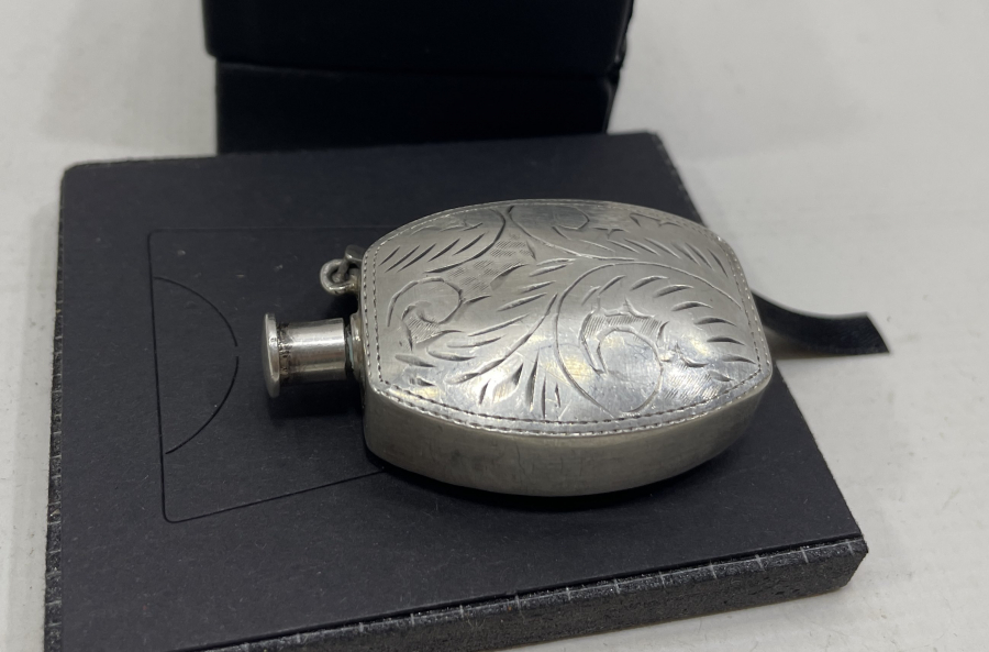 KALEM İŞÇİLİKLİ ANTİKA GÜMÜŞ PARFÜM ŞİŞESİ - KOKU ŞİŞESİ