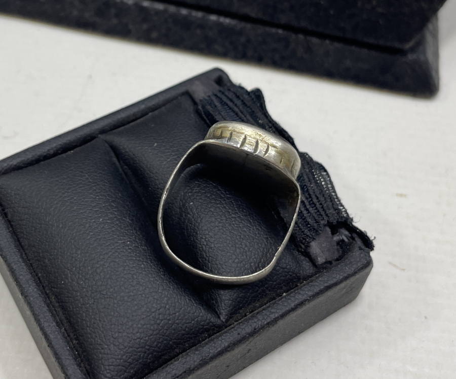 OSMANLI DÖNEMİ KANTAŞI ÜZERİ YAZILI GÜMÜŞ YÜZÜK