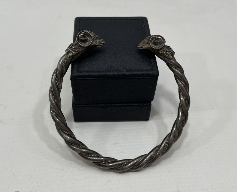 OSMANLI DÖNEMİ KOÇ BAŞLI GÜMÜŞ BİLEZİK - PAZUBEND