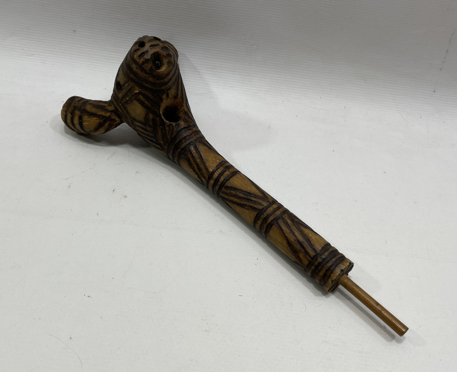 ÜZERİ İŞLEMELİ ANTİKA AHŞAP ÇEŞME AĞZI