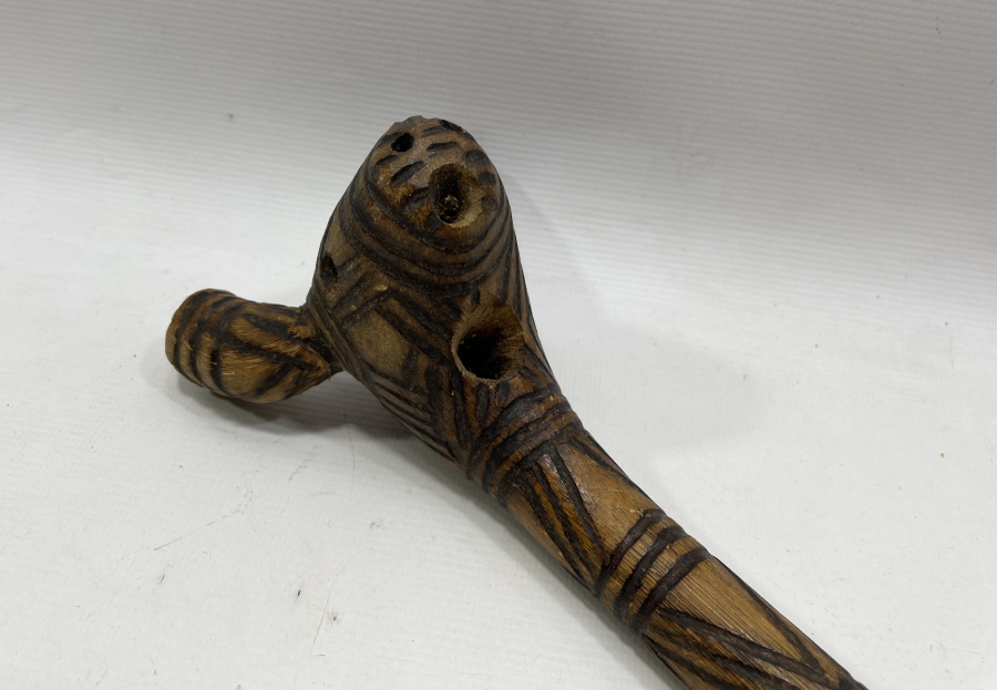 ÜZERİ İŞLEMELİ ANTİKA AHŞAP ÇEŞME AĞZI