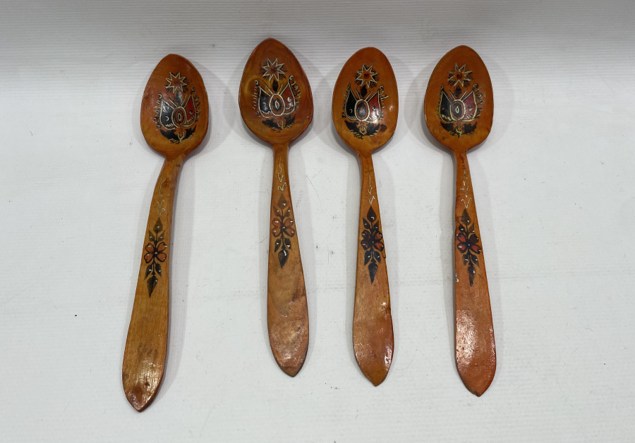 ÜZERİNDE OSMANLI DEVLET ARMASI BULUNAN OSMANLI DÖNEMİ EL YAPIMI KAŞIK TAKIMI