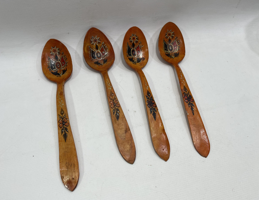 ÜZERİNDE OSMANLI DEVLET ARMASI BULUNAN OSMANLI DÖNEMİ EL YAPIMI KAŞIK TAKIMI