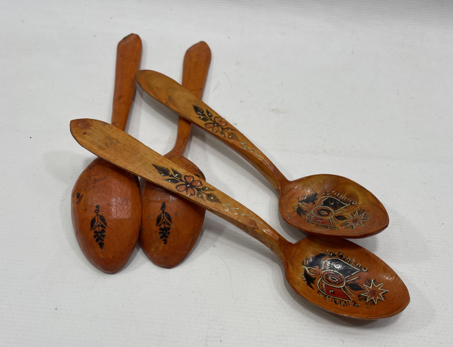 ÜZERİNDE OSMANLI DEVLET ARMASI BULUNAN OSMANLI DÖNEMİ EL YAPIMI KAŞIK TAKIMI