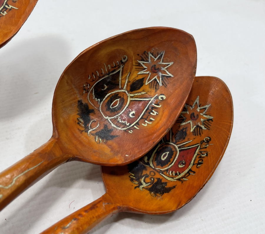 ÜZERİNDE OSMANLI DEVLET ARMASI BULUNAN OSMANLI DÖNEMİ EL YAPIMI KAŞIK TAKIMI