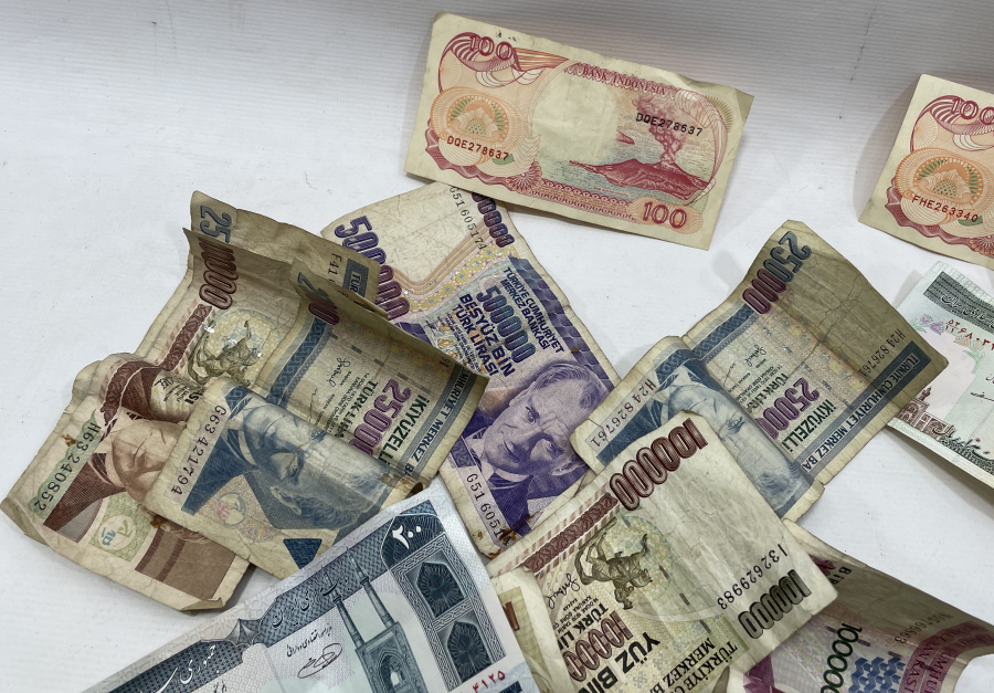 ANTİKA KAĞIT PARA LOTU