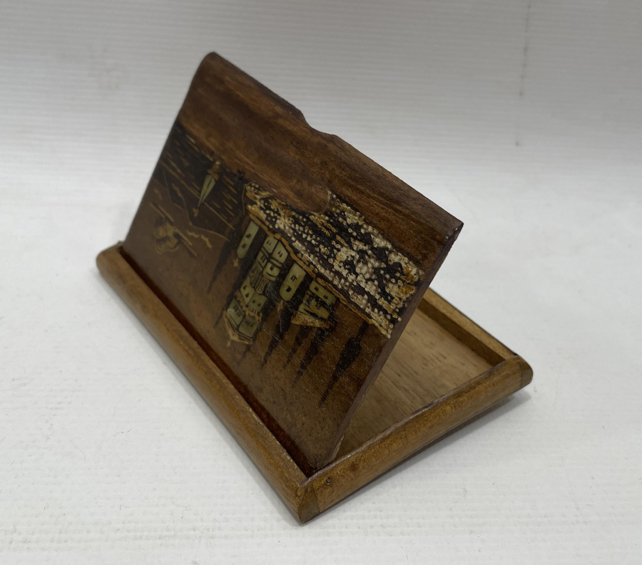 İÇİNDE MEŞRUTİYET SANCAĞI BULUNAN OSMANLI DÖNEMİ RUM İŞİ TÜTÜN TABAKASI