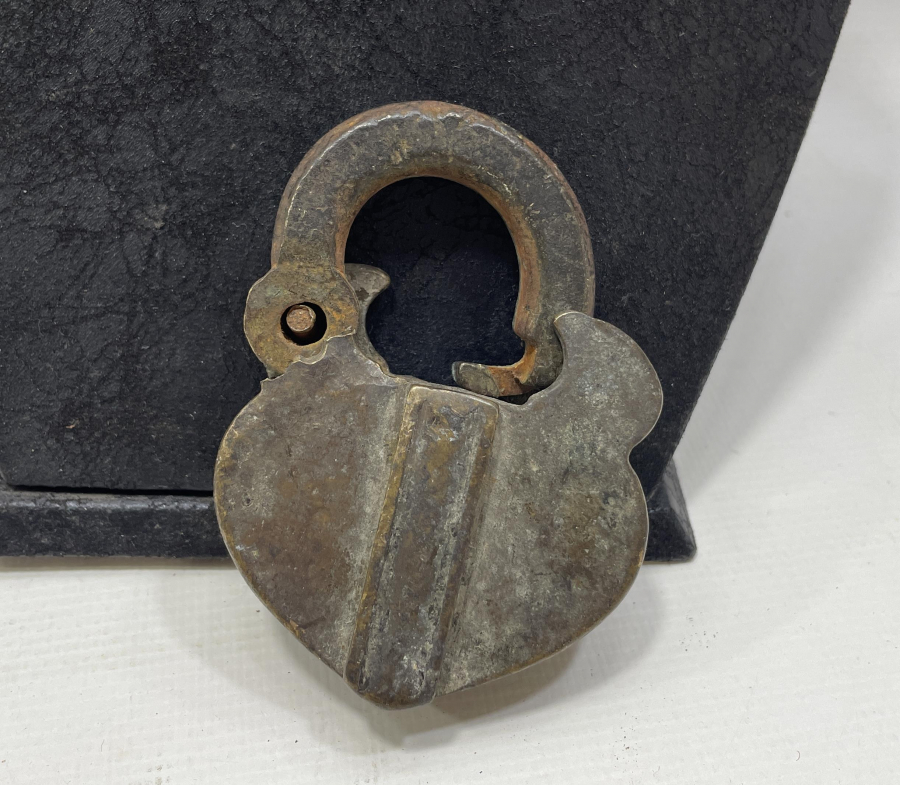 OSMANLI DÖNEMİ ÜZERİ OSMANLICA YAZILI NADİR KİLİT