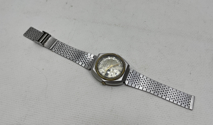 QMAX MARKA ANTİKA KURMALI KOL SAATİ