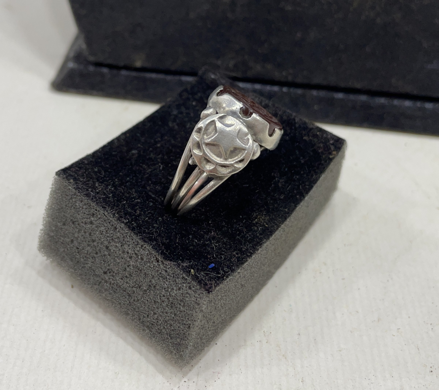 OSMANLI DÖNEMİ AKİK TAŞLI VE AY YILDIZLI NADİR YÜZÜK