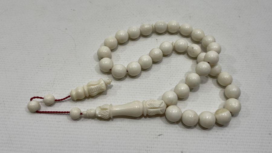 DEV BOYDA KEMİK TESPİH