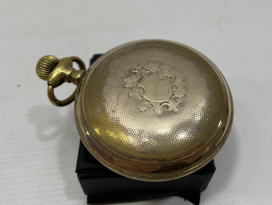 KURMALI ALTIN KAPLAMA İNGİLİZ CEP SAATİ