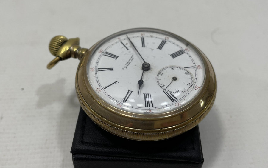 KURMALI ALTIN KAPLAMA İNGİLİZ CEP SAATİ