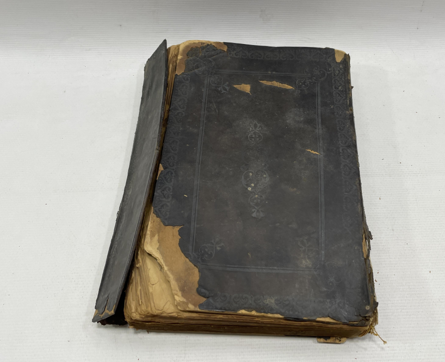 OSMANLI DÖNEMİ DERİ CİLTLİ DİNİ KİTAP