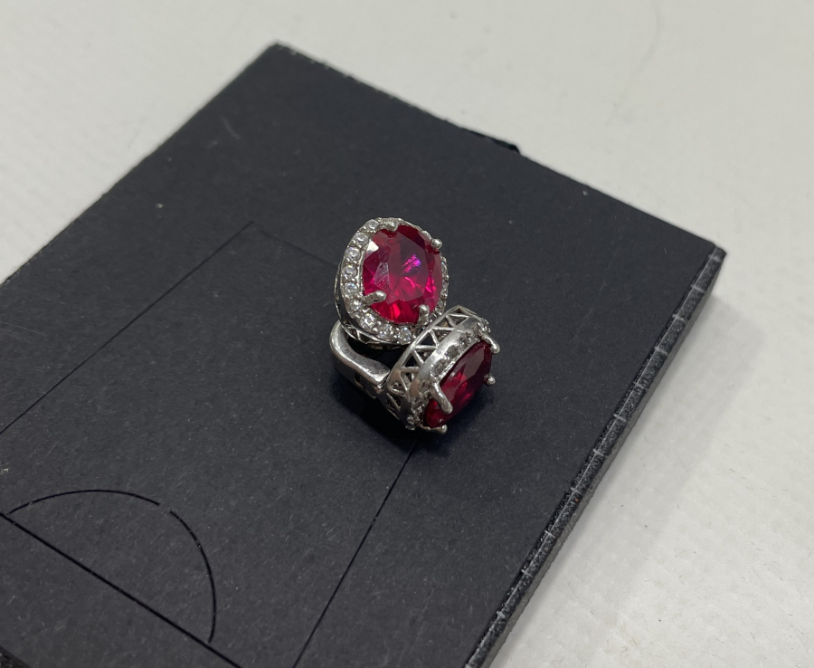 MARGAZİT TAŞLI GÜMÜŞ KÜPE