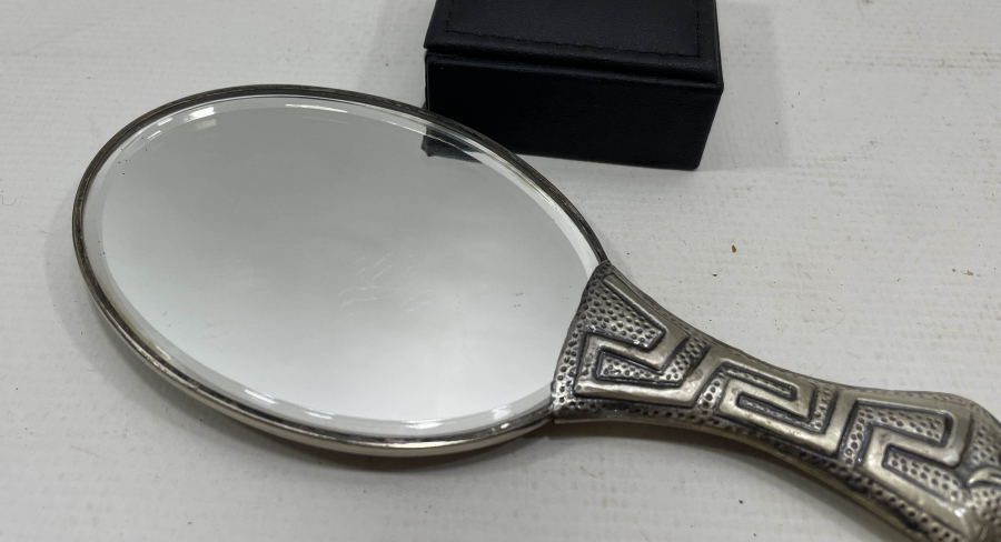 ÜZERİ TAŞLI GÜMÜŞ EL AYNASI