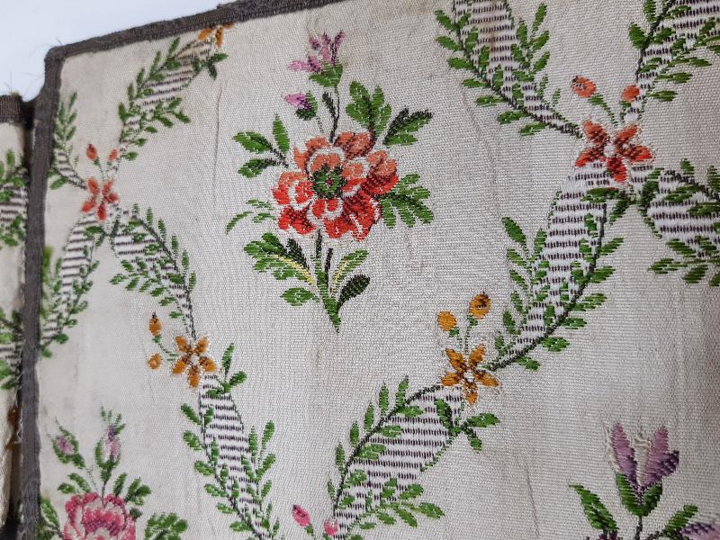 OSMANLI DÖNEMİ İPEK MUSHAF KABI