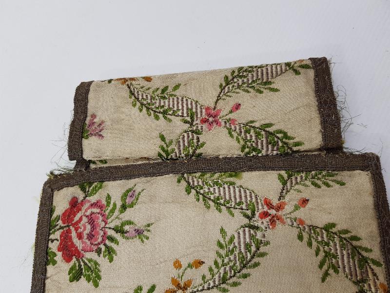 OSMANLI DÖNEMİ İPEK MUSHAF KABI