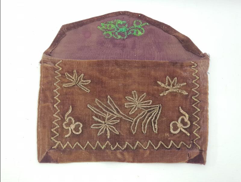 OSMANLI DÖNEMİ SIRMA İŞLEMELİ KADİFE KURAN ÇANTASI 