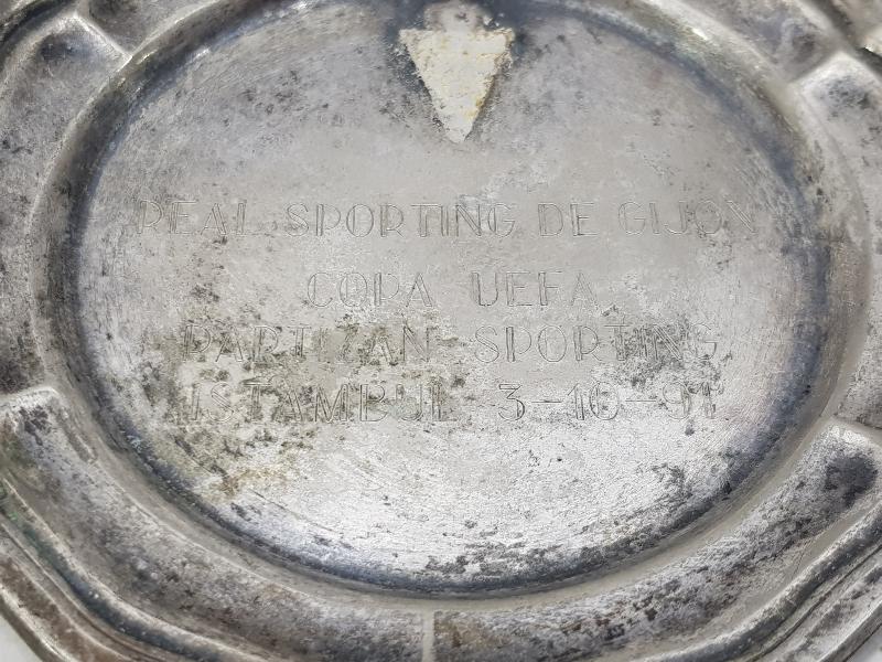 İSTANBUL 1991 SPORTING GIJON & PARTIZAN UEFA MAÇI HATIRA PLAKET TABAK