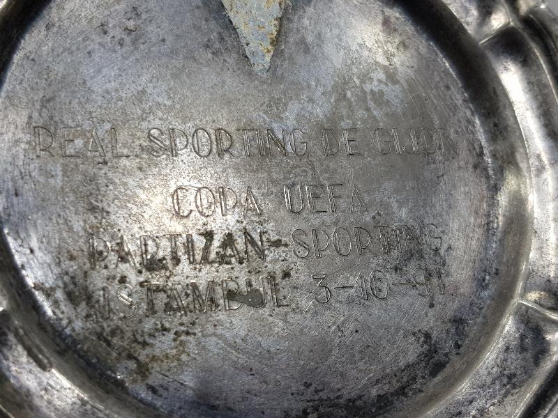 İSTANBUL 1991 SPORTING GIJON & PARTIZAN UEFA MAÇI HATIRA PLAKET TABAK