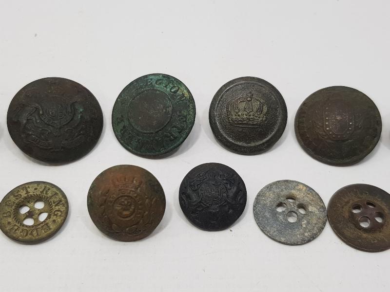 1. DÜNYA SAVAŞI DÖNEMİ BİR DÜZİNE SUBAY VE ASKER DÜĞMESİ