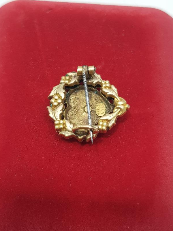 1900'LERDEN ART NOUVEAU KALP FORMLU ALTIN KAPLAMA BROŞ