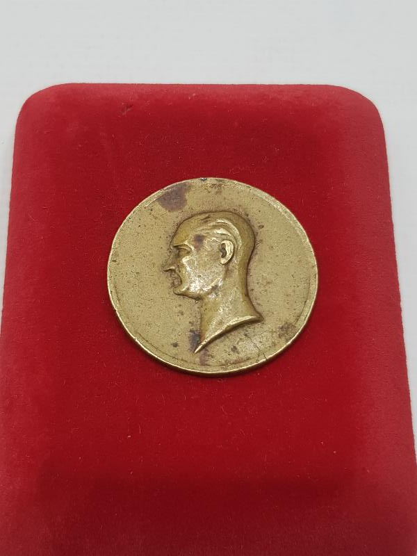 1923-1933 TÜRKİYE CUMHURİYETİNİN 10. YILI MADALYONU