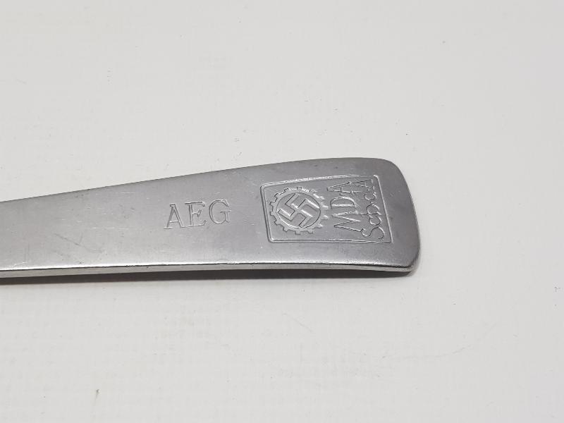 2. DÜNYA SAVAŞI DÖNEMİ NAZİ ES ES DAMGALI AEG MARKA ASKERİ KAŞIK 