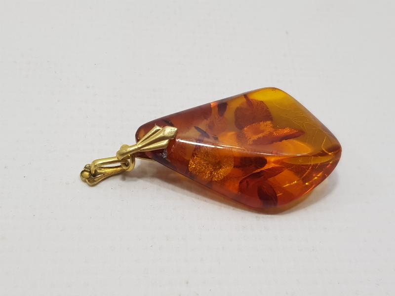 DAMLA KEHRİBAR KOLYE UCU