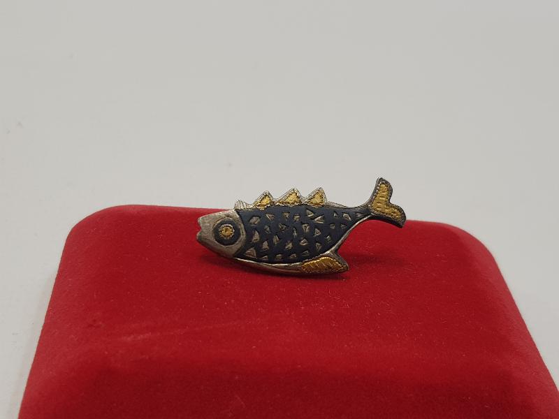 OSMANLI DÖNEMİ VAN İŞİ ERMENİ USTA İŞİ SAVATLI GÜMÜŞ BALIK APLİK