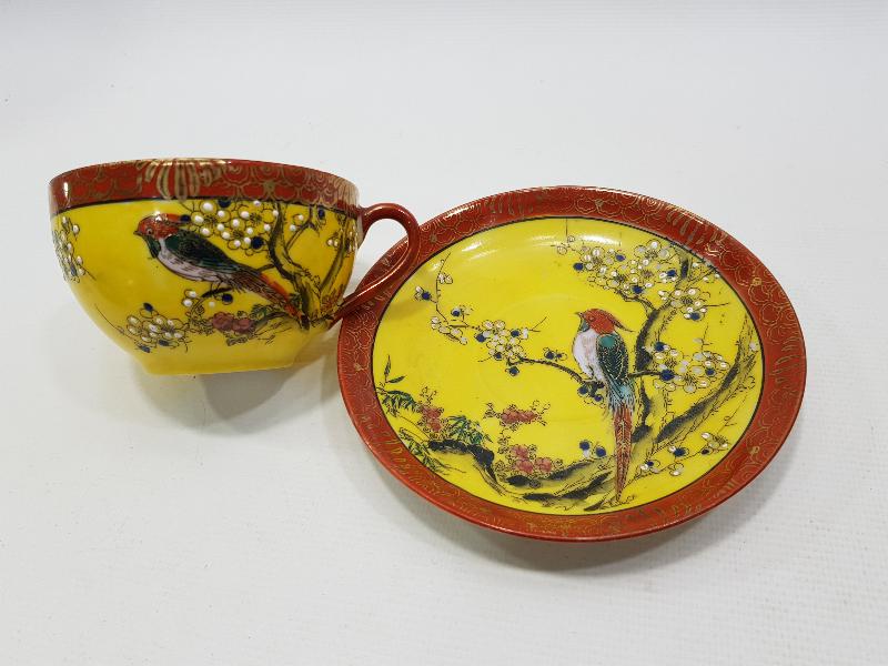 ANTİKA JAPON YAPIMI MİNELİ PORSELEN ÇAY FİNCANI