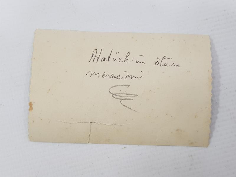 ATATÜRK'ÜN CENAZE MERASİMİ KONULU İKİ ADET FOTOĞRAF