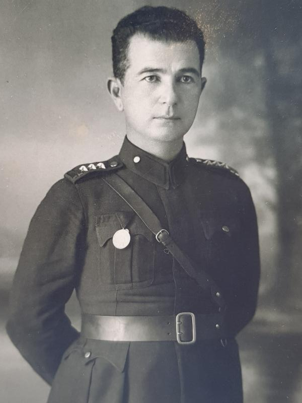CUMHURİYET İLK DÖNEM İSTİKLAL MADALYALI ALBAY FOTOĞRAFI
