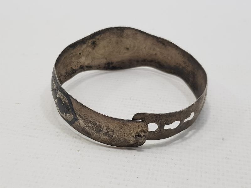 1930'LARDAN YADİGAR YAZILI SAVATLI GÜMÜŞ BİLEZİK