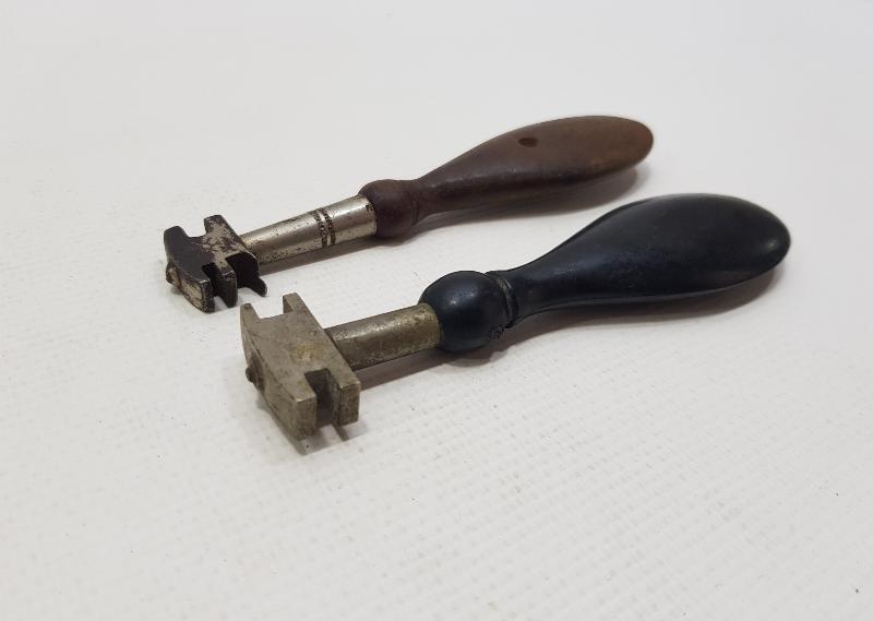 ANTİKA CAM ELMASLARI