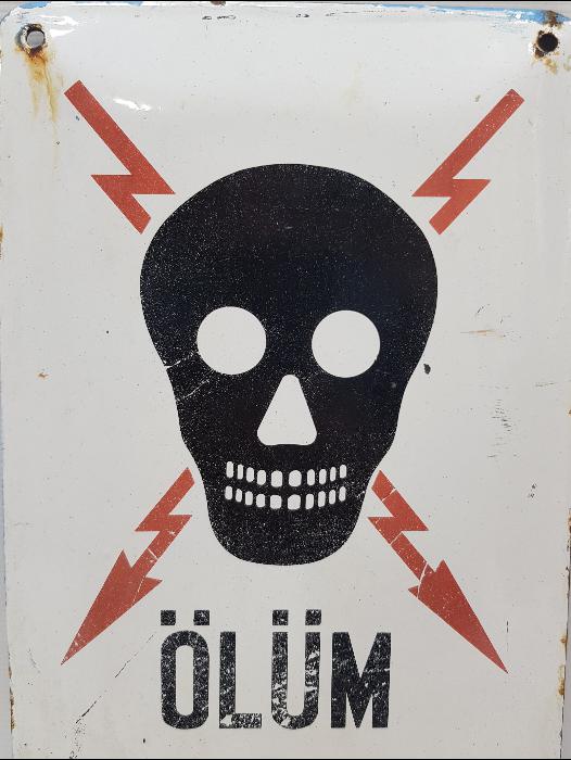 ANTİKA ÖLÜM TEHLİKESİ YAZILI EMAYE TABELA