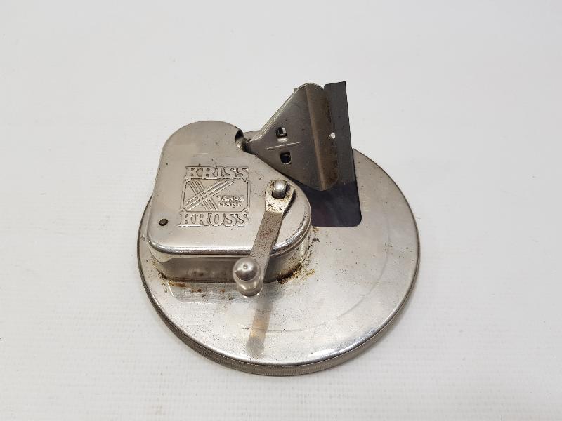 KUTUSUNDA ANTİKA JİLET BİLEME ALETİ 